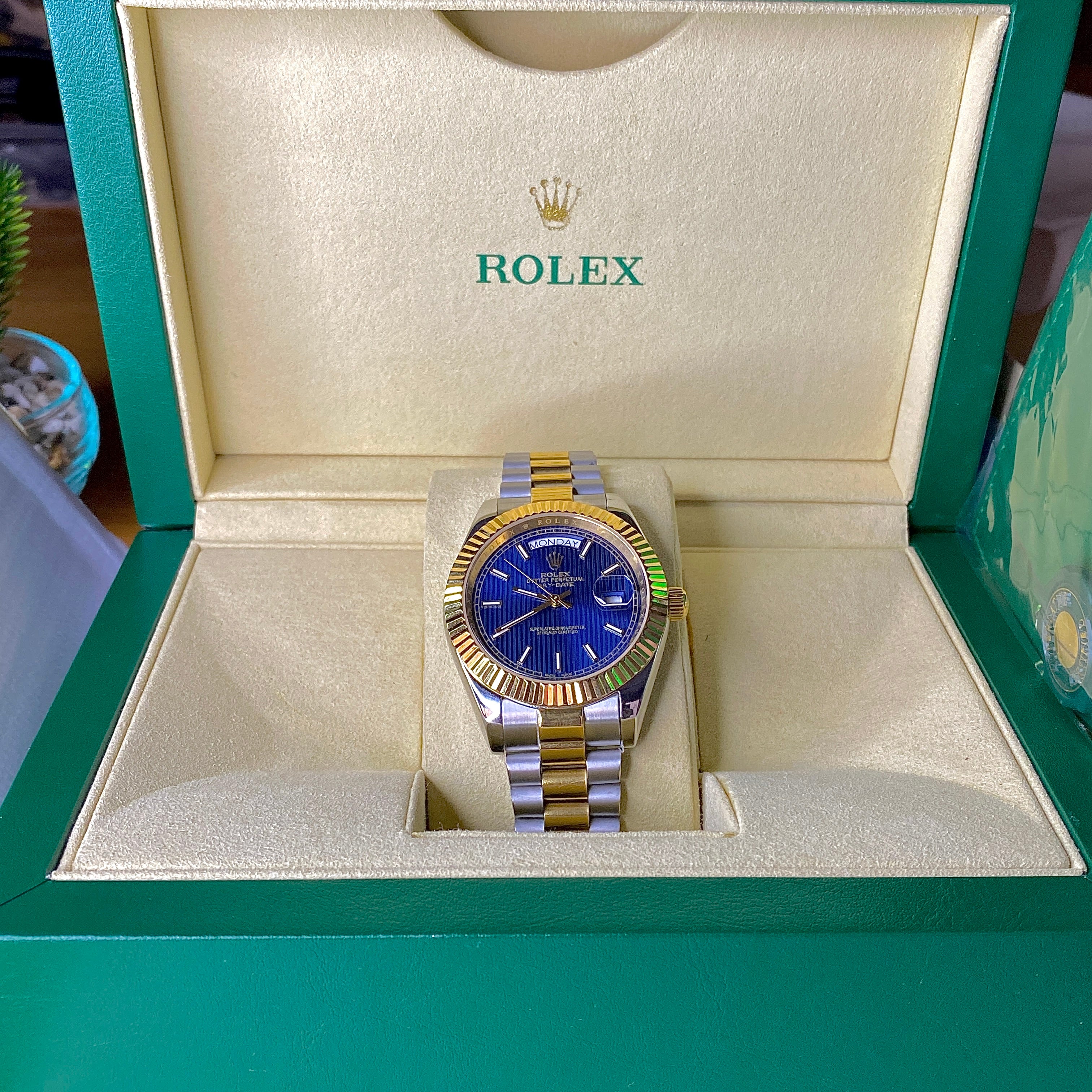 RROOLLEEXX —6